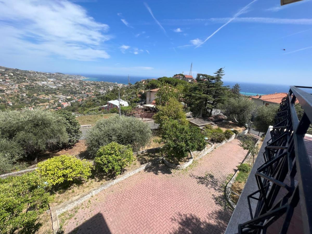 Villa In Collina Vista Mare Sanremo Eksteriør billede
